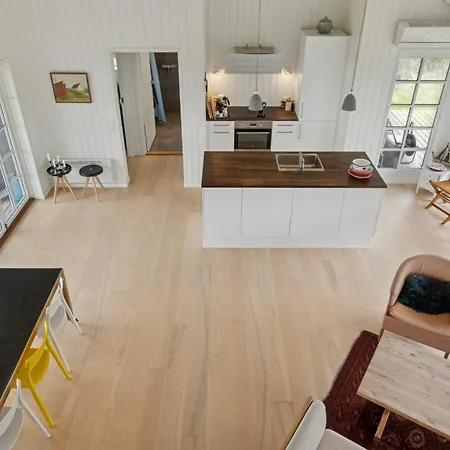 Family House With Sea View In Svinklov