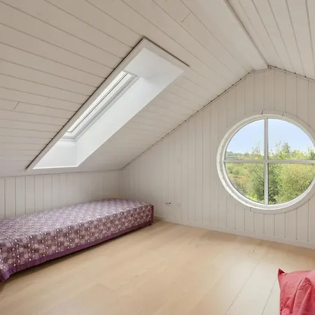 Family House With Sea View In Svinklov Prázdninový dům *