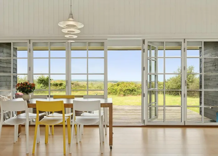 Family House With Sea View In Svinklov * 피에리트슬레브