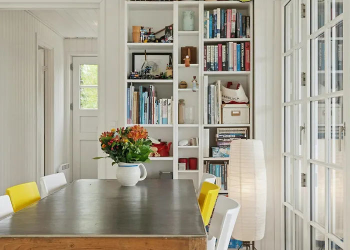 펜션 Family House With Sea View In Svinklov *