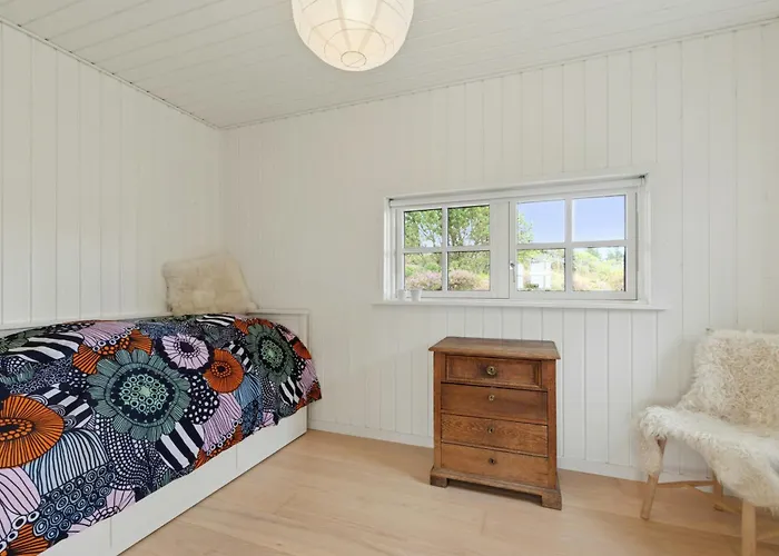 Family House With Sea View In Svinklov 펜션 *