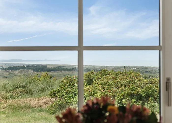 펜션 Family House With Sea View In Svinklov *