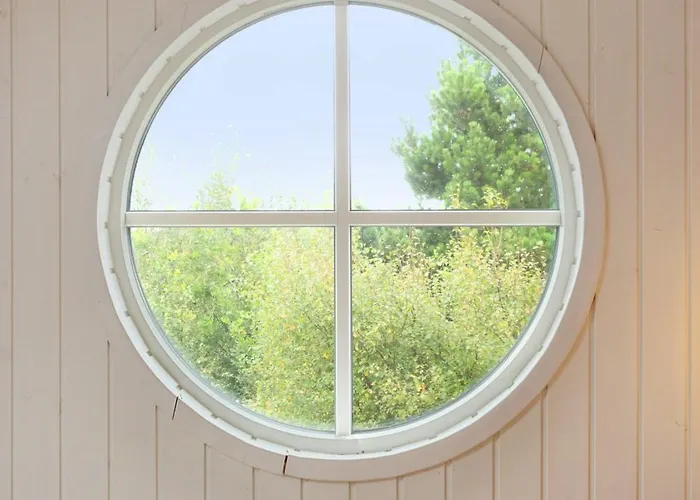 Family House With Sea View In Svinklov *