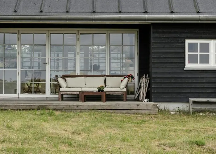 Family House With Sea View In Svinklov * 피에리트슬레브